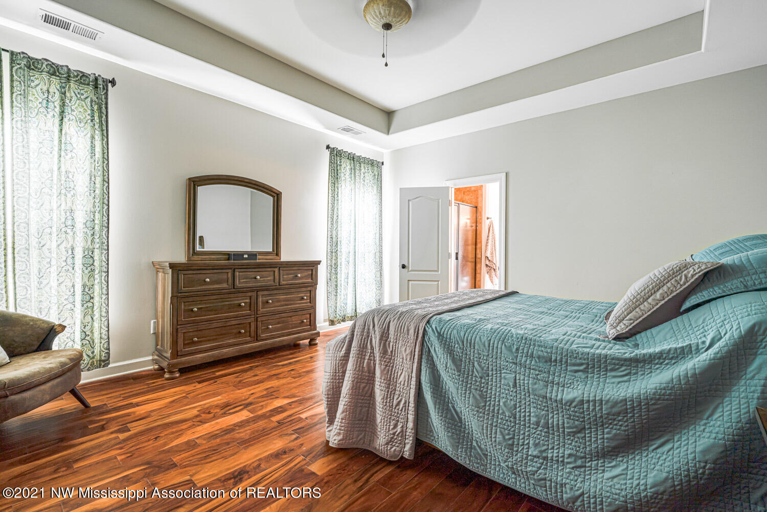 13193 Cathy Road Byhalia, MS 38611 - Photo 20 of 37 Master Bedroom