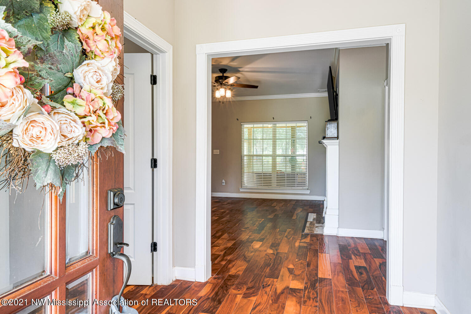 13193 Cathy Road Byhalia, MS 38611 - Photo 5 of 37 Entry