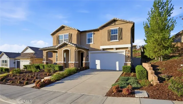 $3,550 | 41524 Red Car Drive, Lake Elsinore, CA 92532