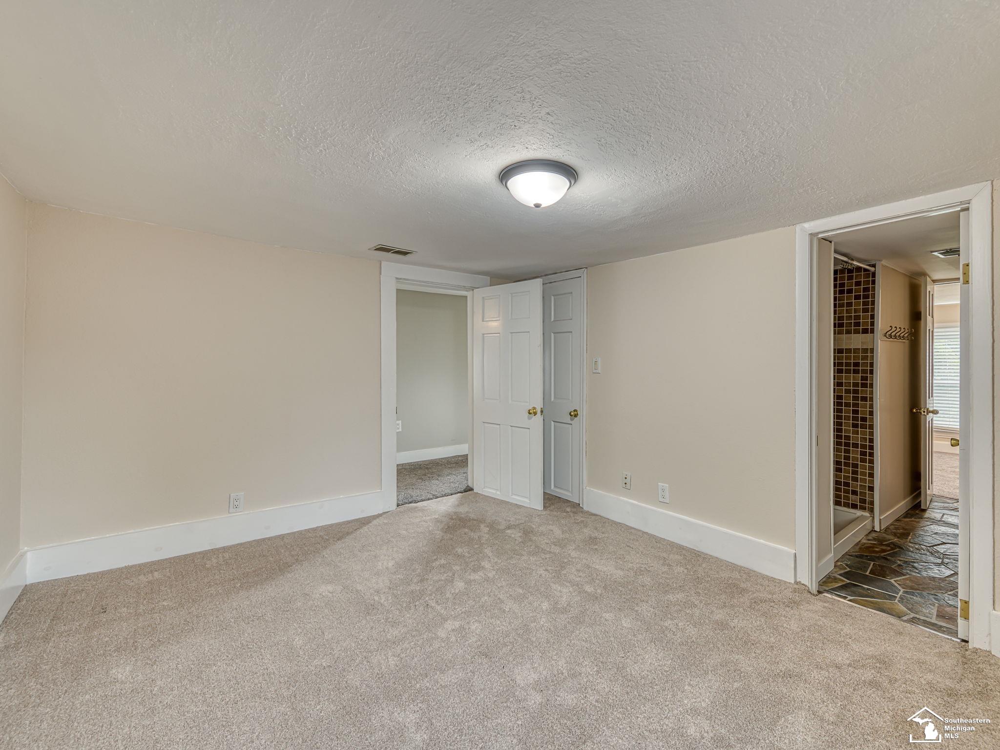 8115 Douglas Road Lambertville, MI 48144 - Photo 30 of 56 Gallery Image 30