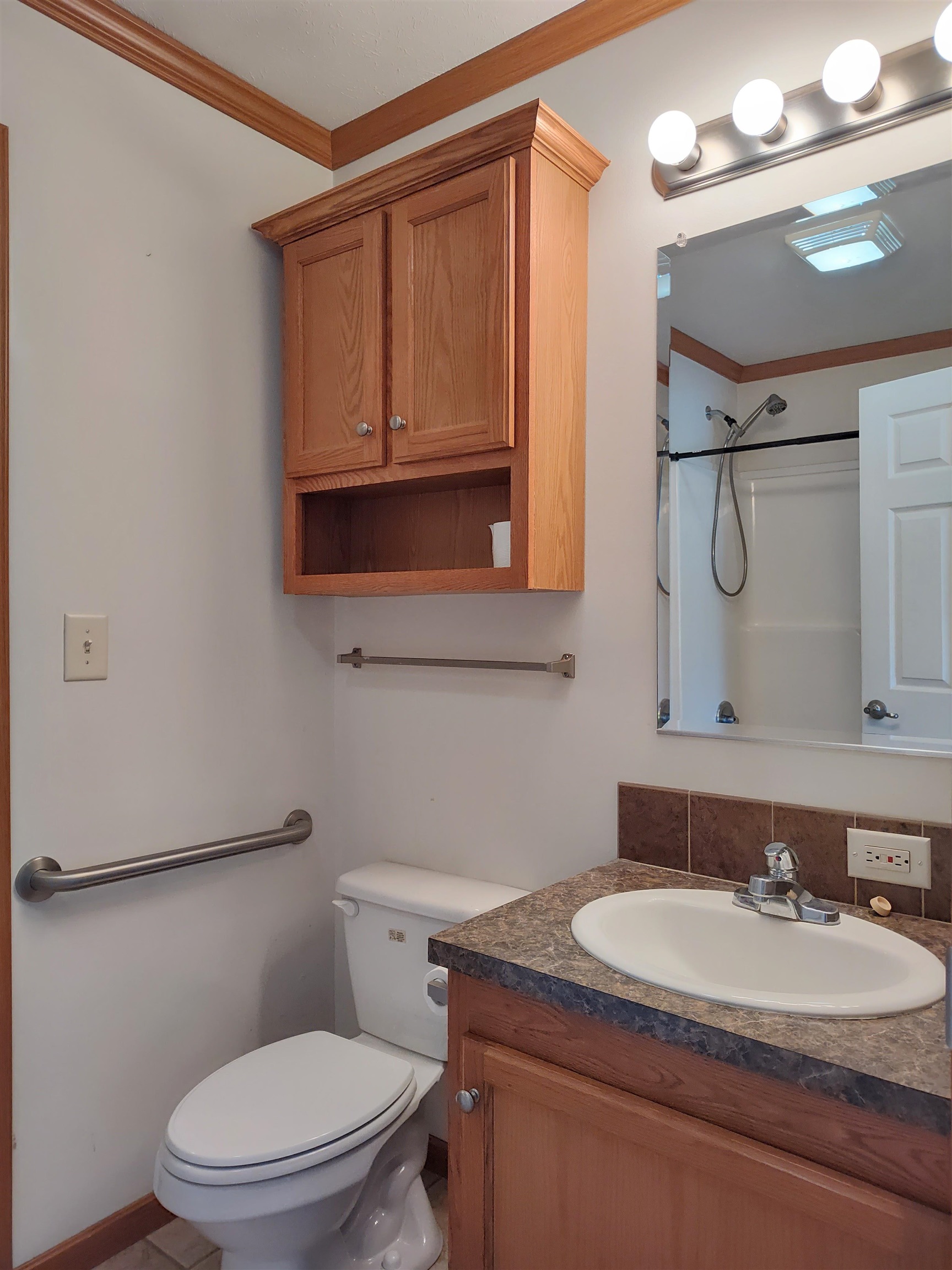 8 Rudman Drive Rochester, NH 03839 - Photo 15 of 29