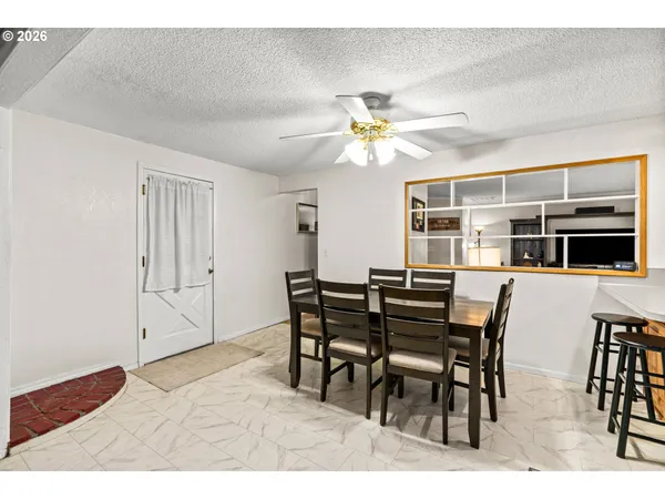 $467,000 | 7027 South E Street, Springfield, OR 97478