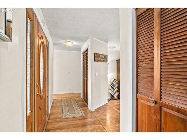 $467,000 | 7027 South E Street, Springfield, OR 97478