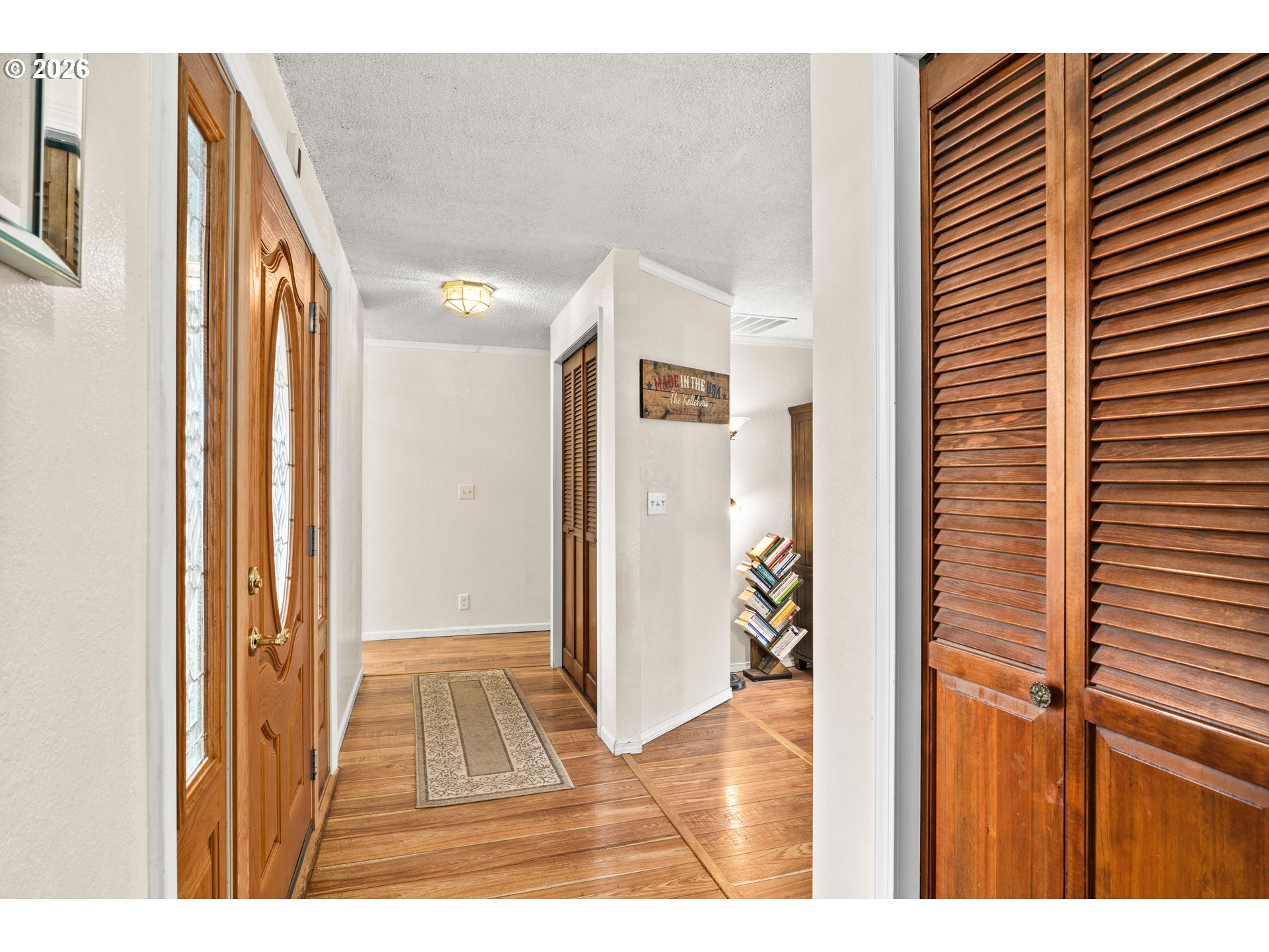 7027 South E Street Springfield, OR 97478 - Photo 17 of 39 a view of livingroom with furniture