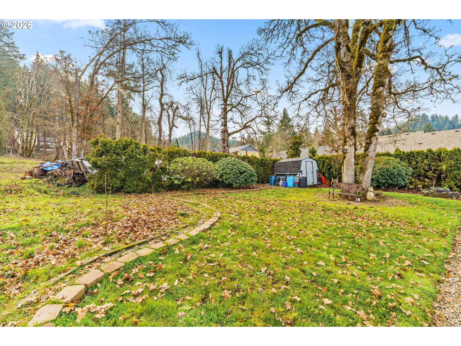 7027 South E Street Springfield, OR 97478 - Photo 31 of 39 a view of yard with large tree