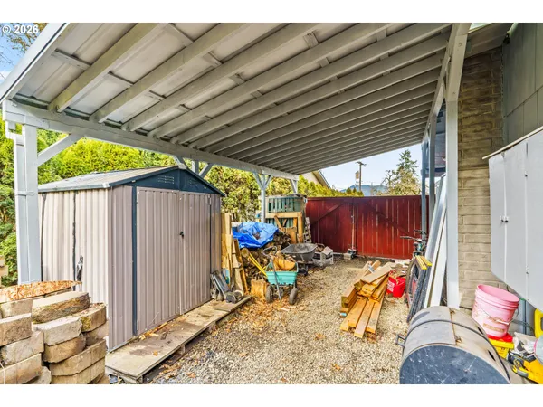 $467,000 | 7027 South E Street, Springfield, OR 97478