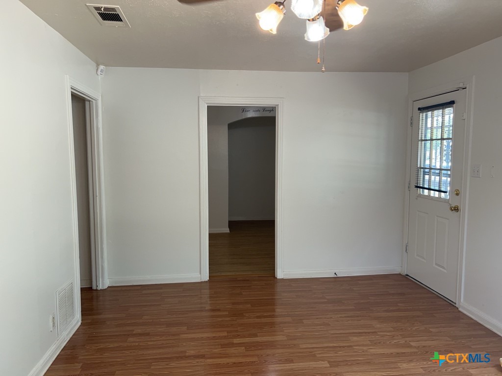 518 Valley Road Killeen, TX 76541 - Photo 2 of 7 Gallery Image 2