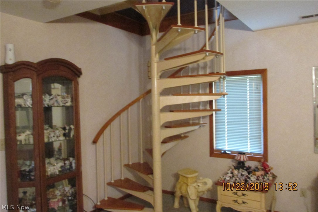 7956 Walton Road Walton Hills, OH 44146 - Photo 20 of 35 Gallery Image 20