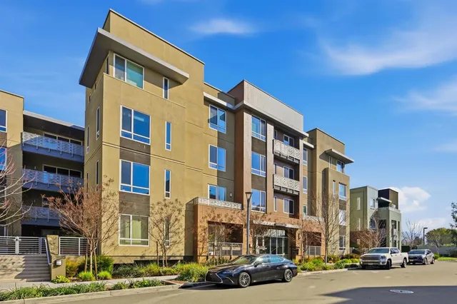 $1,049,000 | 45378-45378 Tom Blalock Street, Unit 403, Fremont, CA 94539