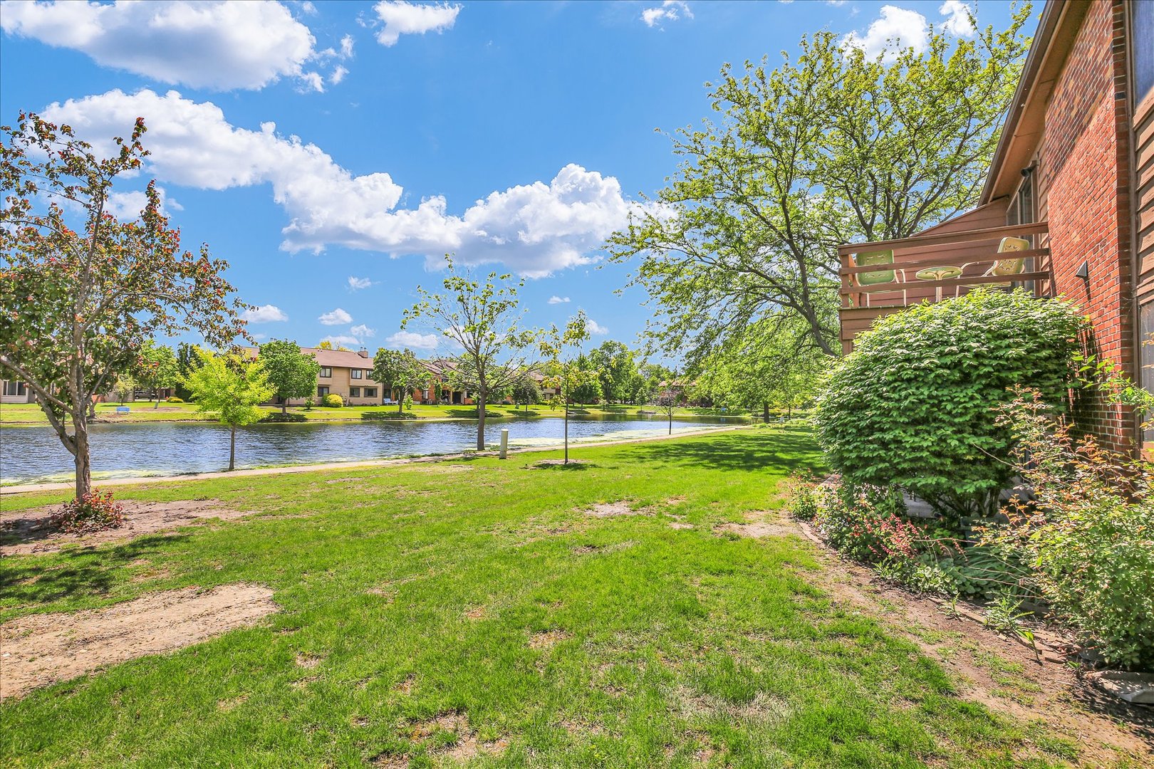 2108 Sunview Drive, Unit 2108 Champaign, IL 61821 - Photo 27 of 31