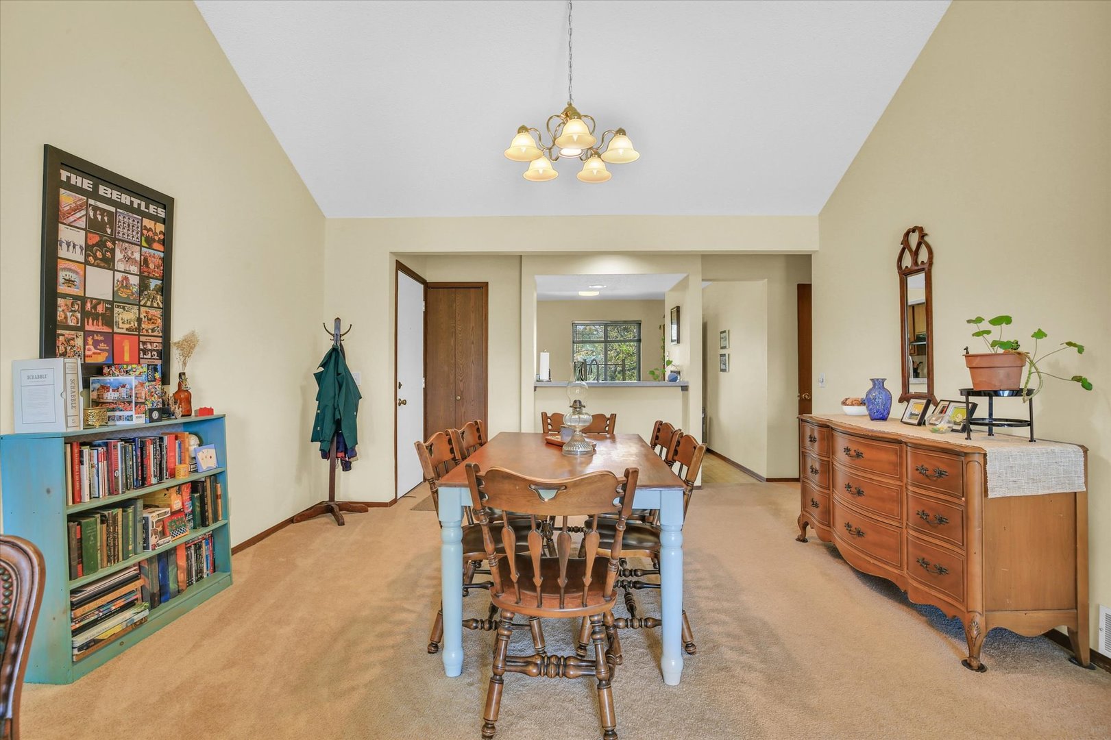 2108 Sunview Drive, Unit 2108 Champaign, IL 61821 - Photo 9 of 31