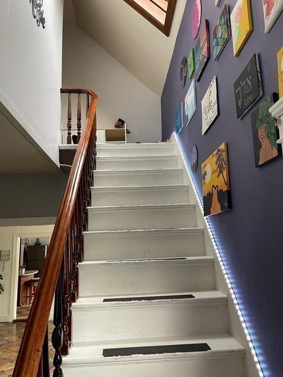 11 Mckinley Road Worcester, MA 01605 - Photo 9 of 20 Gallery Image 9
