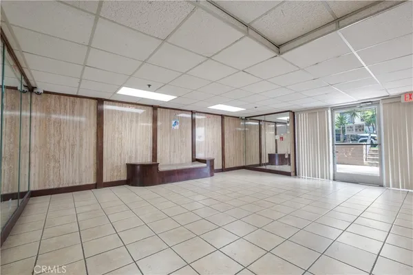 $2,950 | 433 South Manhattan Place, Unit 209, Los Angeles, CA 90020