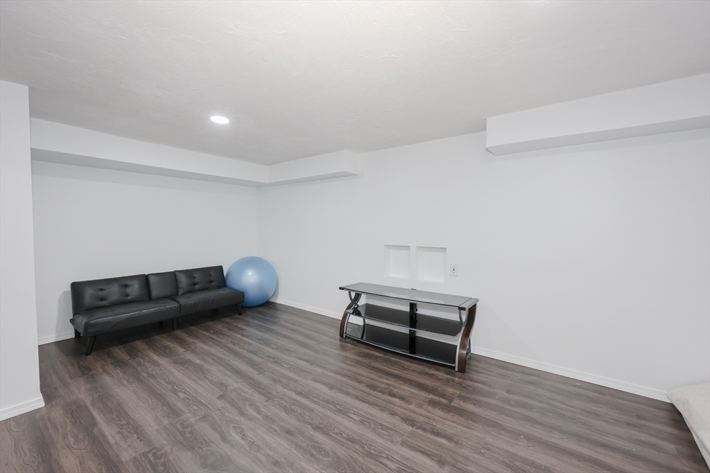 32 A Rockingham Street, Unit 32A Lowell, MA 01852 - Photo 25 of 33