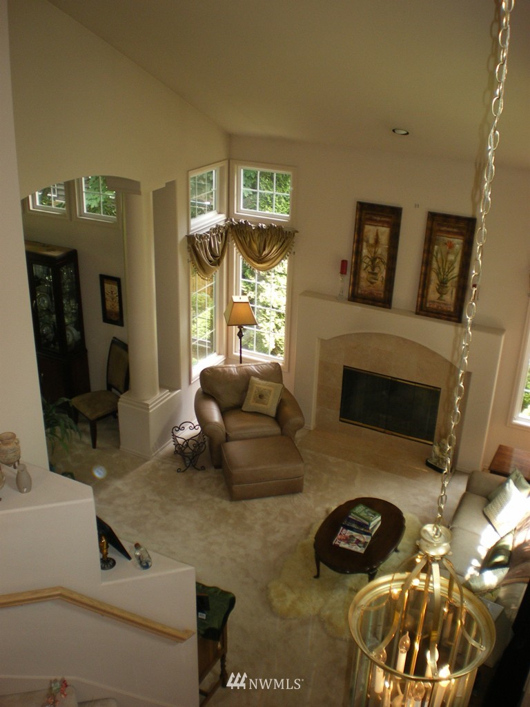 8806 Northeast 198th Street Bothell, WA 98011 - Photo 3 of 10 Gallery Image 3