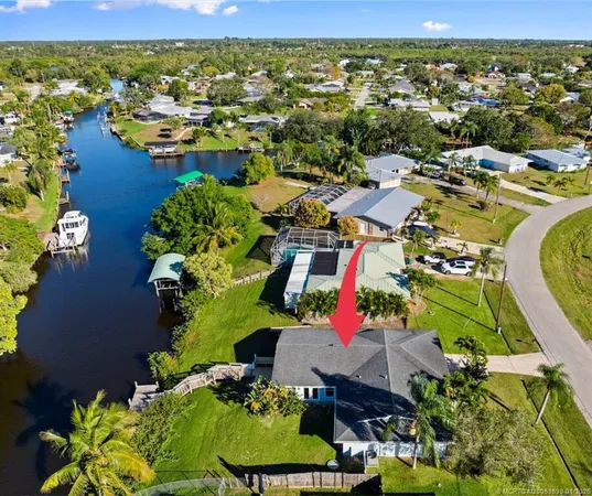 $2,600 | 643 Southeast Harborview Drive, Port St. Lucie, FL 34983