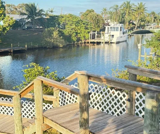 $2,600 | 643 Southeast Harborview Drive, Port St. Lucie, FL 34983