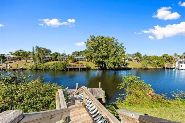 $2,600 | 643 Southeast Harborview Drive, Port St. Lucie, FL 34983