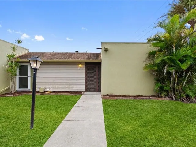 $199,900 | 1941 Settlement Road, Unit 11, Venice, FL 34285