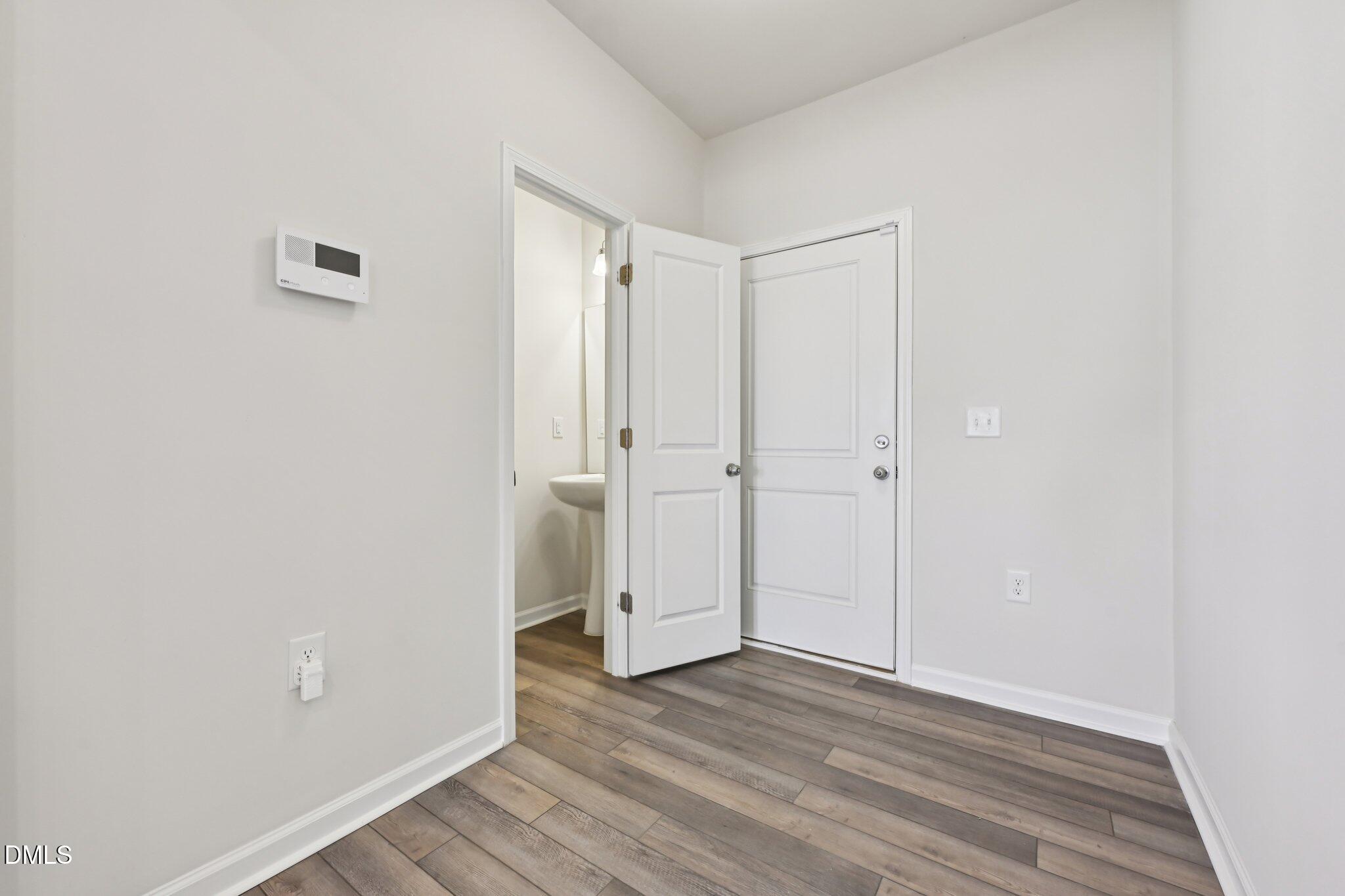 1025 Felman Road Durham, NC 27703 - Photo 7 of 49
