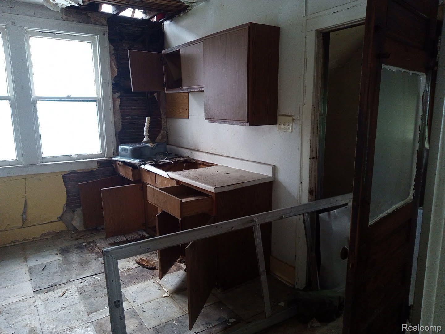 7477 Prairie Street Detroit, MI 48210 - Photo 19 of 37 Gallery Image 19