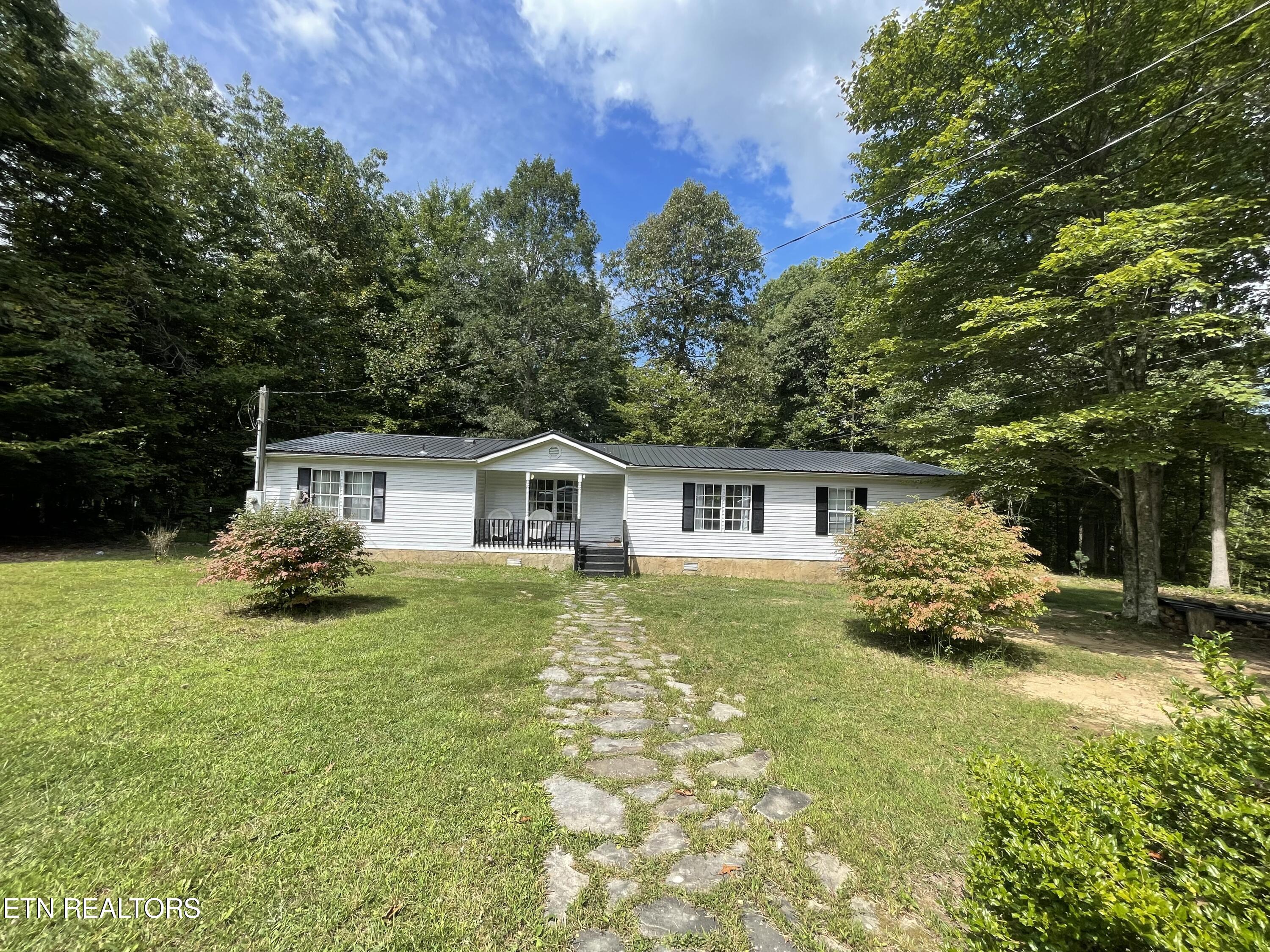 1162 Never Fail Road Sparta, TN 38583 - Photo 1 of 20 Front Of House