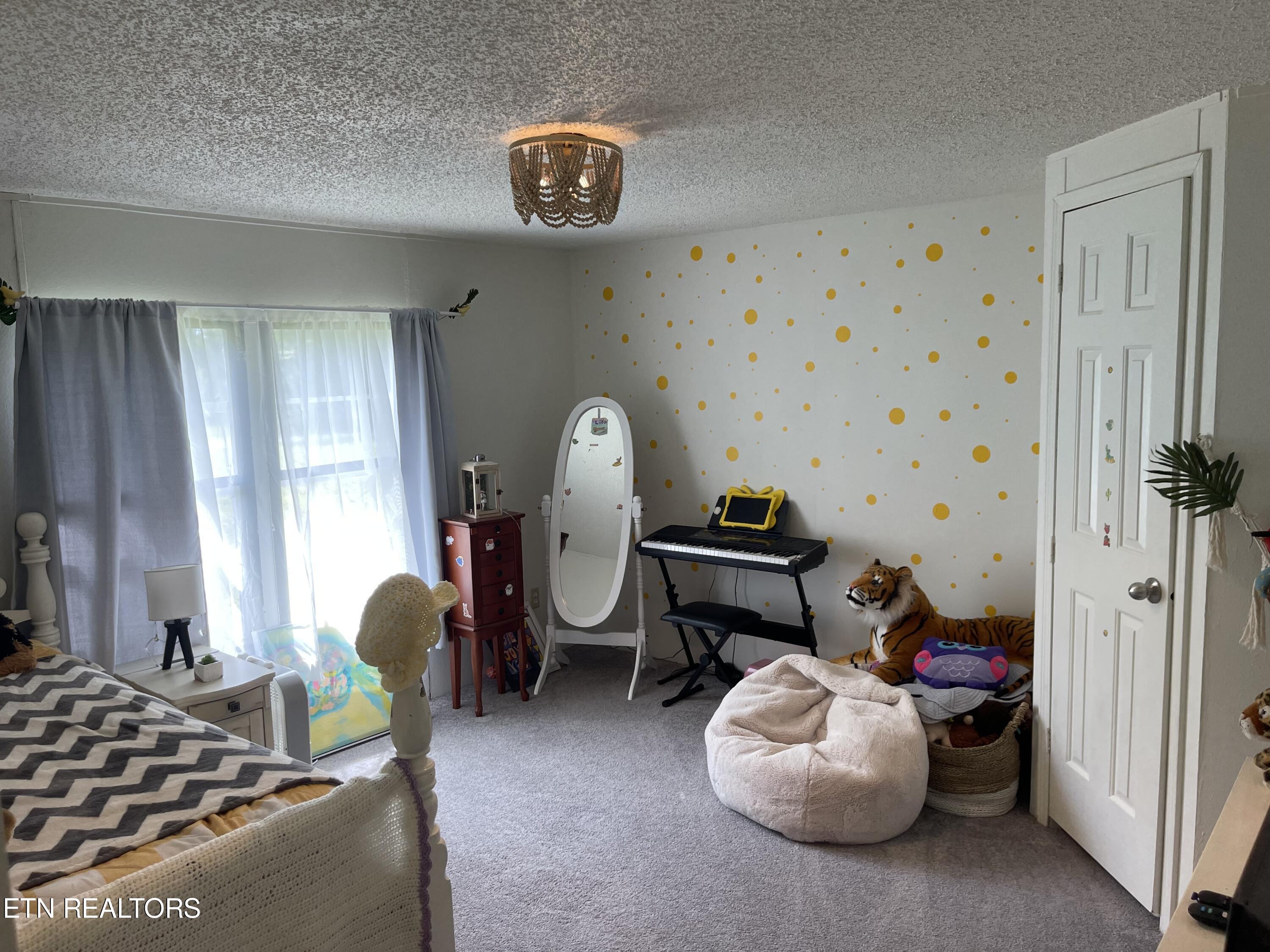 1162 Never Fail Road Sparta, TN 38583 - Photo 8 of 20 Bedroom 1