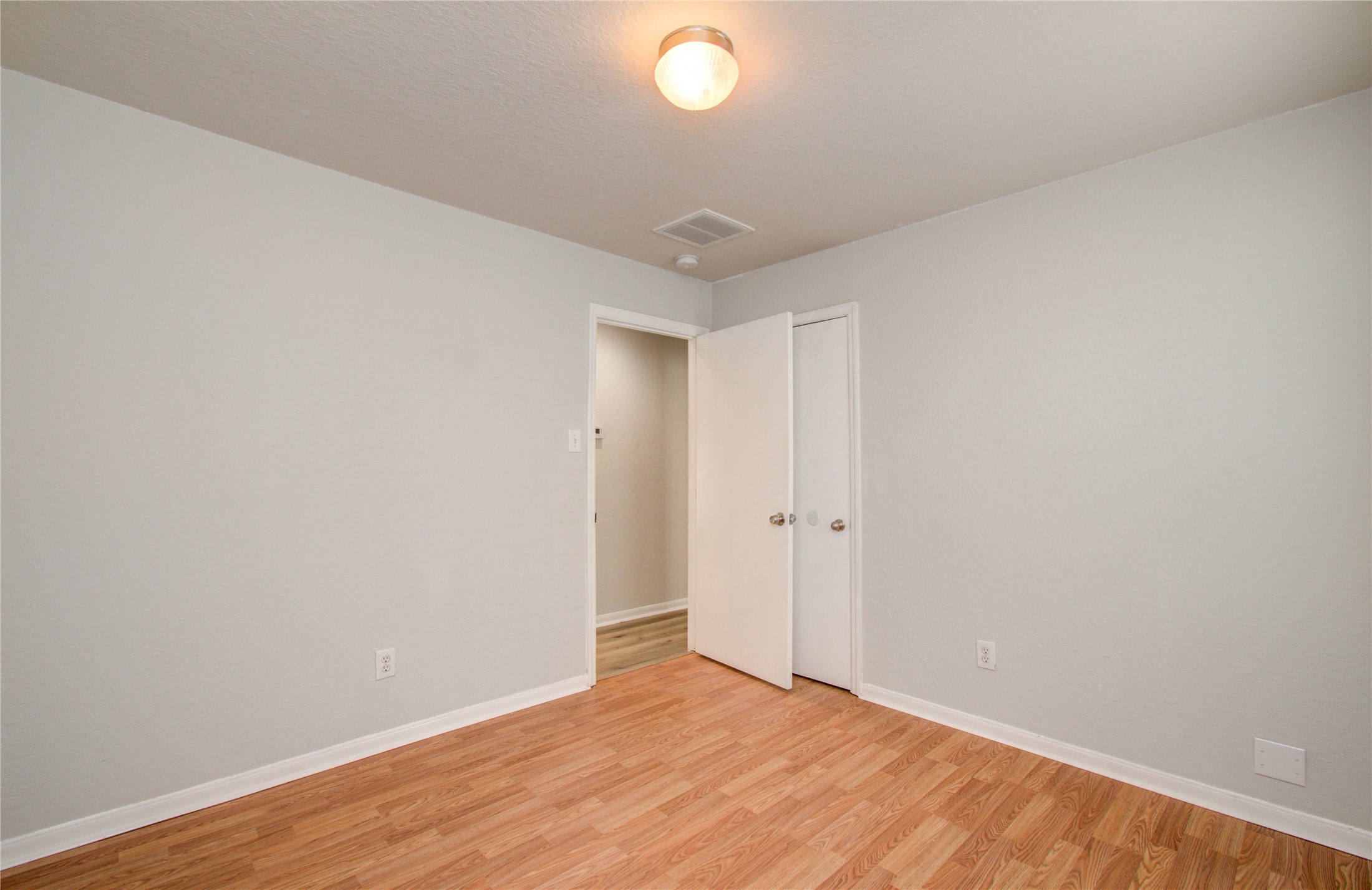 13231 Ridgewood Knoll Lane Houston, TX 77047 - Photo 18 of 23 a view of an empty room
