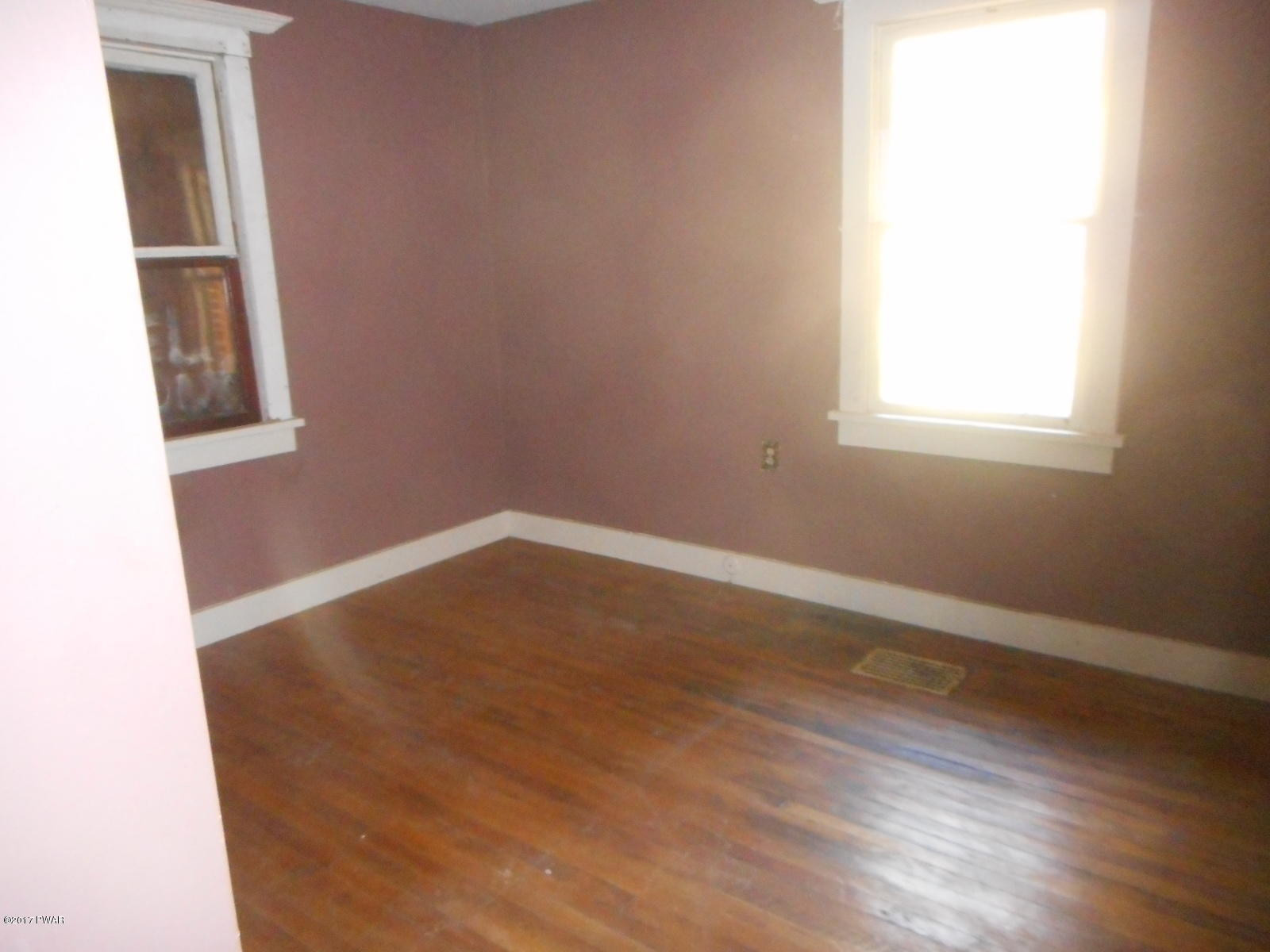 324 Greeley Lake Road Greeley, PA 18425 - Photo 4 of 11