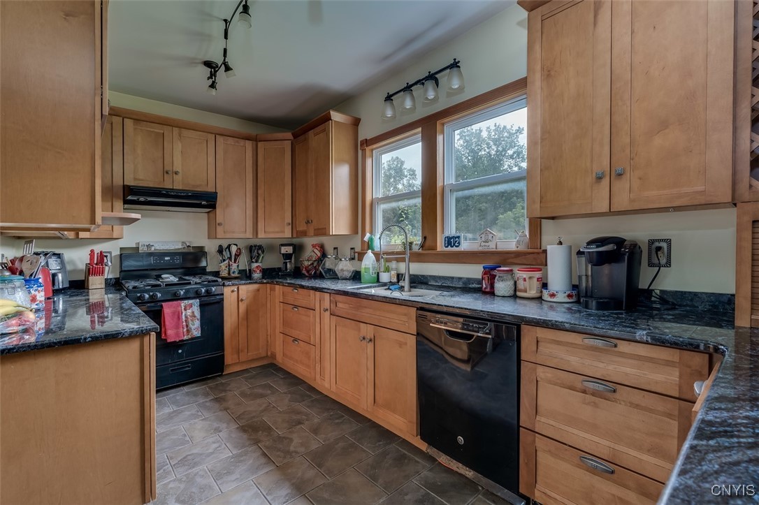 25315 Highway 126 Watertown Town, NY 13601 - Photo 19 of 48