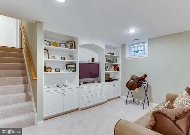 $4,478 | 6229 Gentle Lane, Alexandria, VA 22310