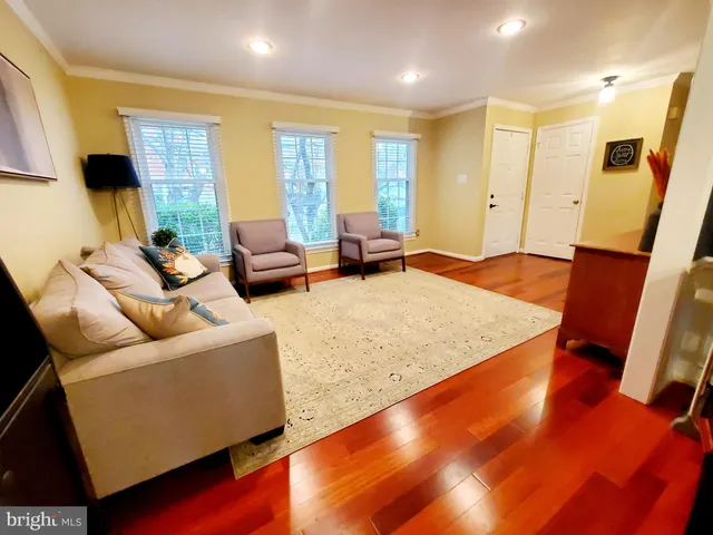 $4,478 | 6229 Gentle Lane, Alexandria, VA 22310