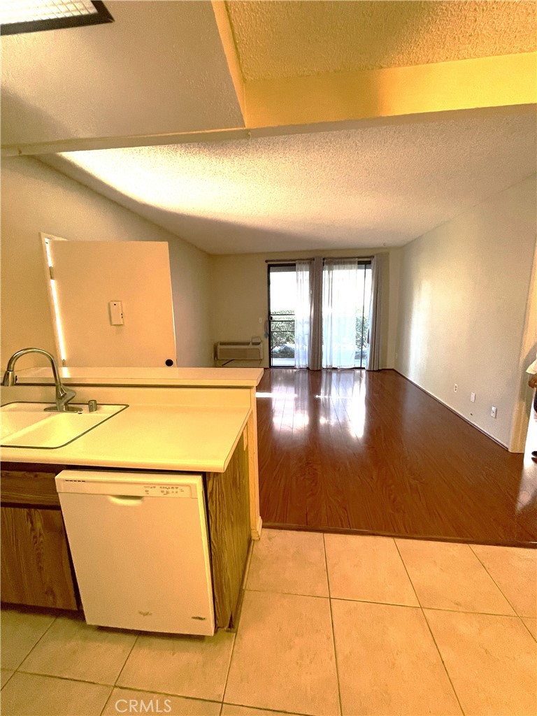 20702 El Toro Road, Unit 381 Lake Forest, CA 92630 - Photo 8 of 22