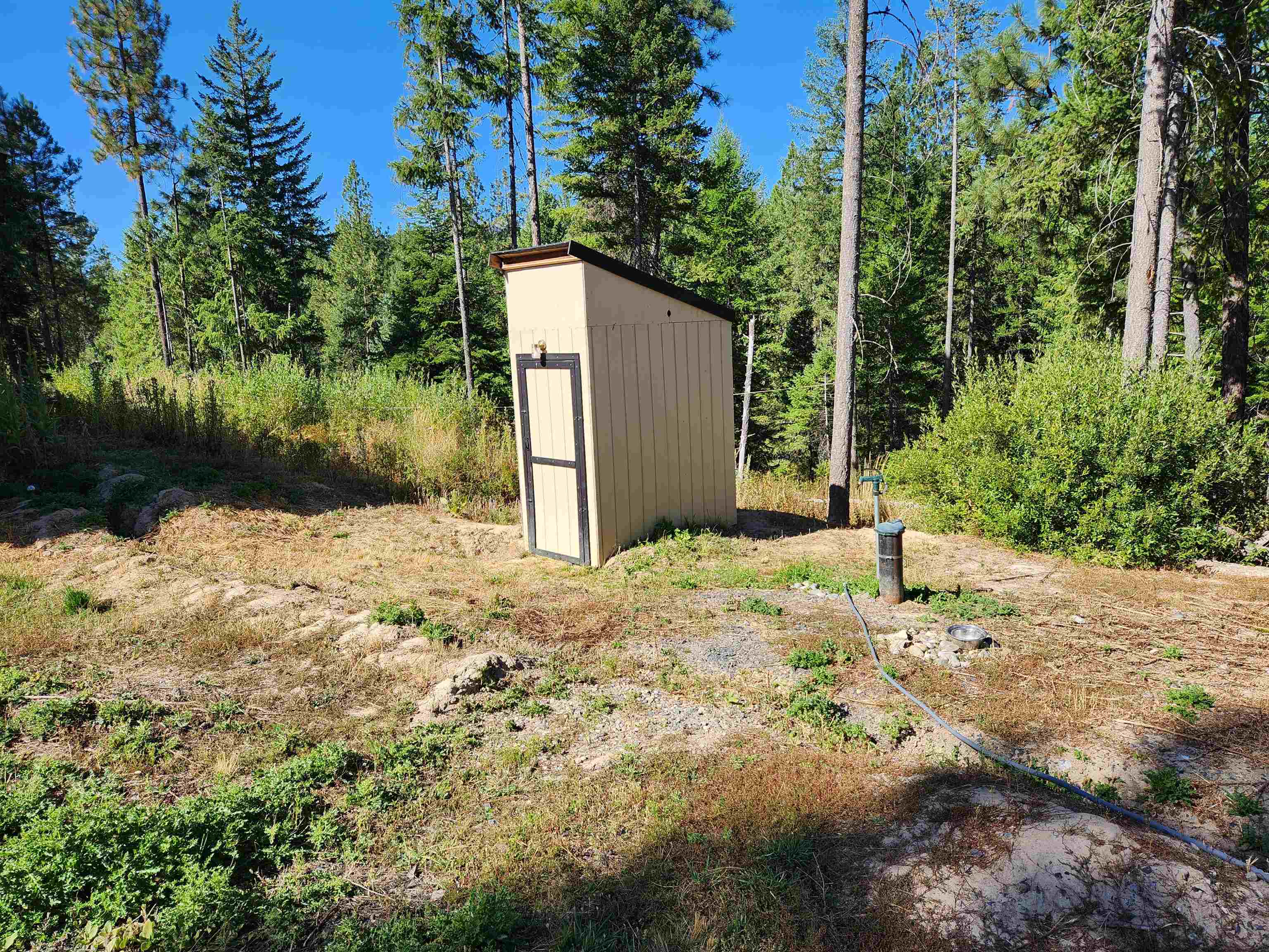 5249 Olinger Road Springdale, WA 99173 - Photo 9 of 22