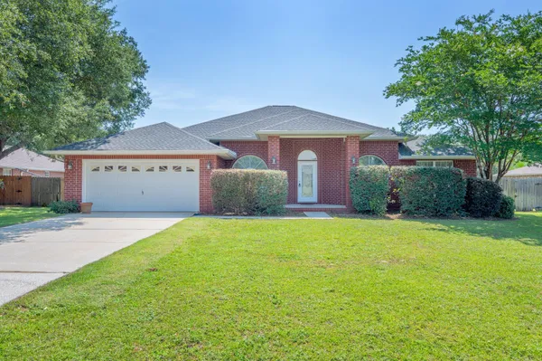 $2,600 | 1972 Resort Street, Navarre, FL 32566