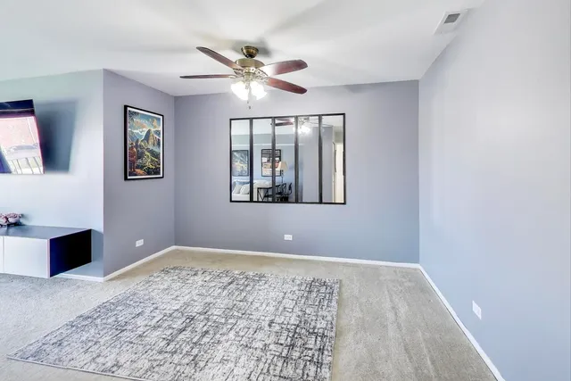 $218,500 | 111 West Brandon Court, Unit E24, Palatine, IL 60067