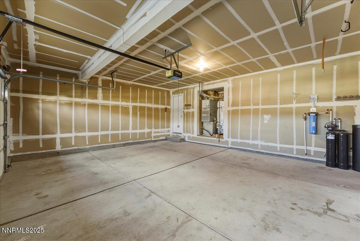 17598 Elk Court Reno, NV 89508 - Photo 36 of 43 a view of an empty room with a window