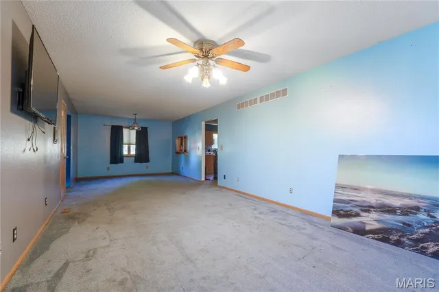 $182,000 | 136 Donna Drive, Hartford, IL 62048