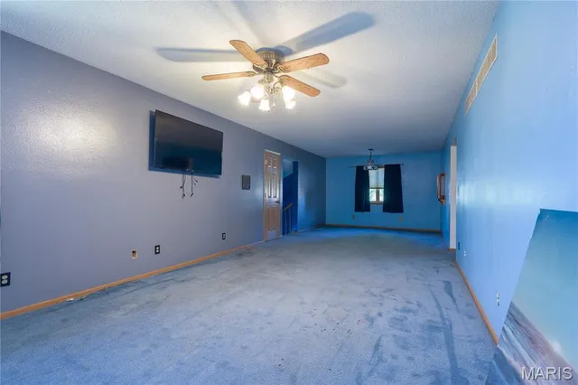 $182,000 | 136 Donna Drive, Hartford, IL 62048