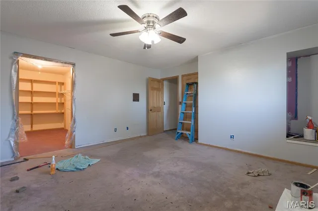 $182,000 | 136 Donna Drive, Hartford, IL 62048