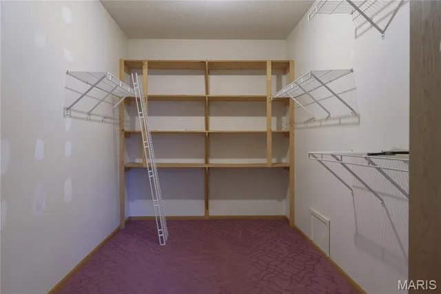 $182,000 | 136 Donna Drive, Hartford, IL 62048