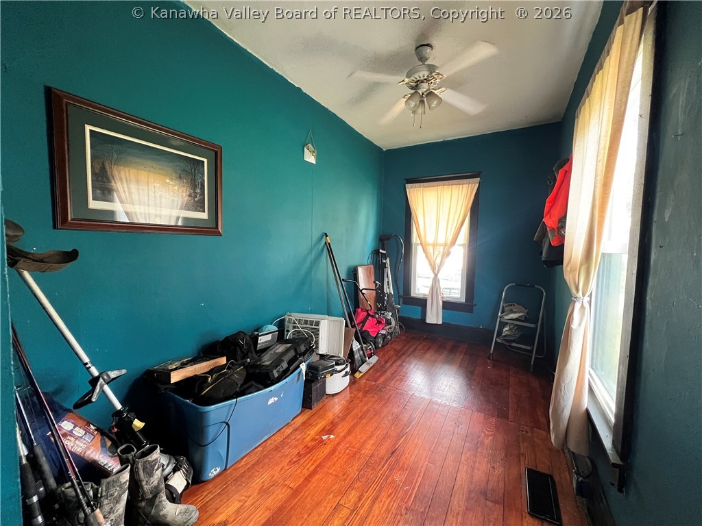 100 High Street Point Pleasant, WV 25550 - Photo 24 of 27 Den/Bonus Room Possible 3rd Bedroom