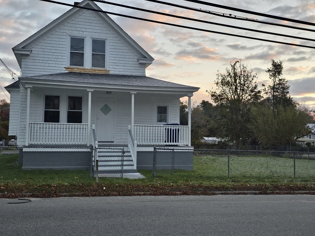 183 Sconticut Neck Road Fairhaven, MA 02719 - Photo 1 of 12 Gallery Image 1