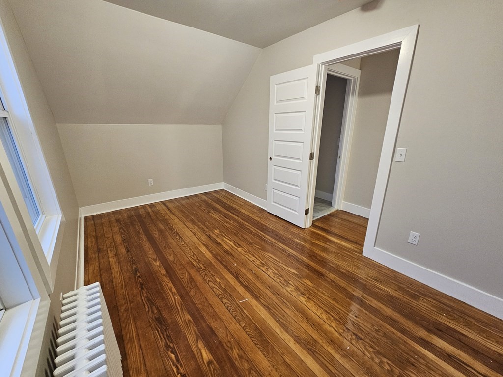 183 Sconticut Neck Road Fairhaven, MA 02719 - Photo 11 of 12 Gallery Image 11