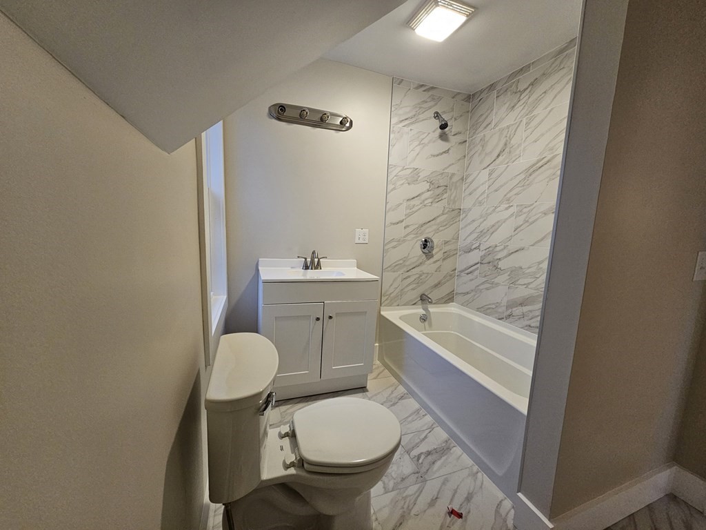 183 Sconticut Neck Road Fairhaven, MA 02719 - Photo 10 of 12 Gallery Image 10