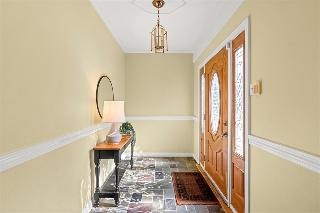 173 Florence Road Lowell, MA 01851 - Photo 5 of 42
