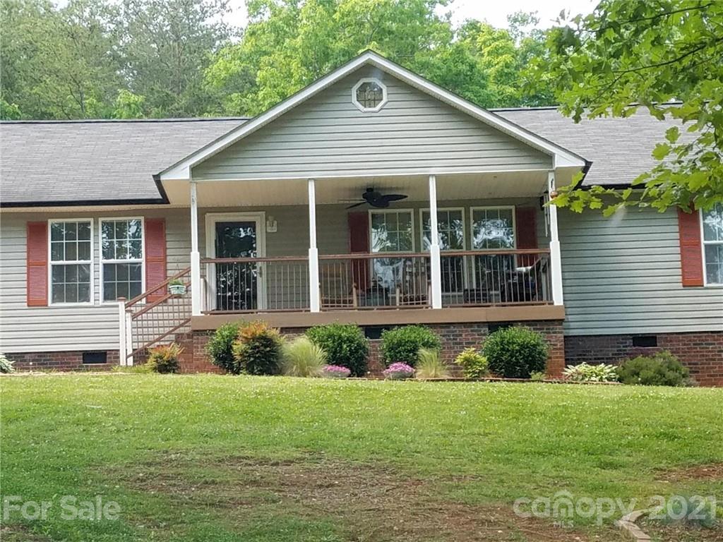 6526 McCoy Road Hickory, NC 28602 - Photo 2 of 31 Gallery Image 2