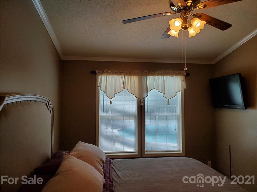 6526 McCoy Road Hickory, NC 28602 - Photo 17 of 31 Gallery Image 17