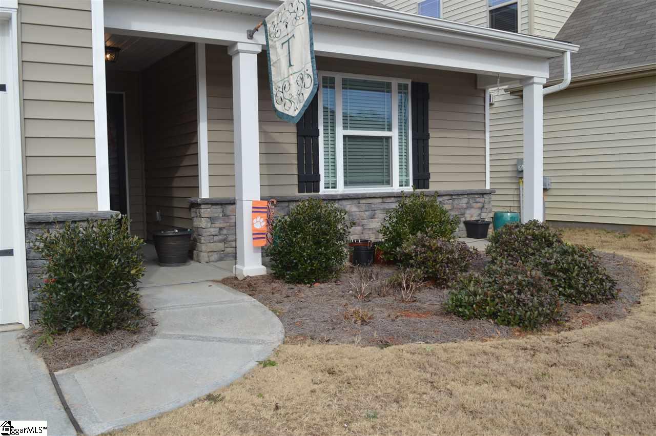 229 Riverdale Road Simpsonville, SC 29680 - Photo 2 of 21 Gallery Image 2
