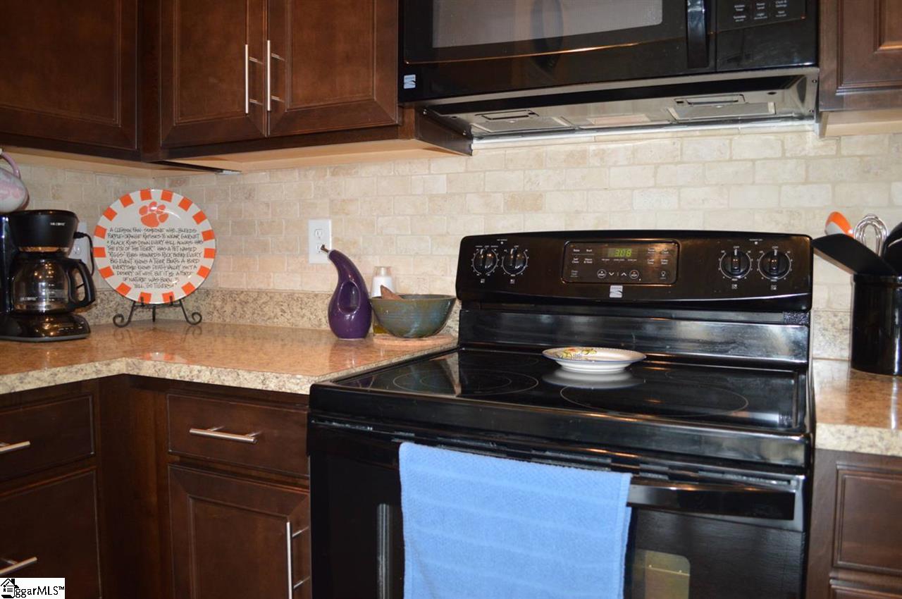 229 Riverdale Road Simpsonville, SC 29680 - Photo 5 of 21 Gallery Image 5